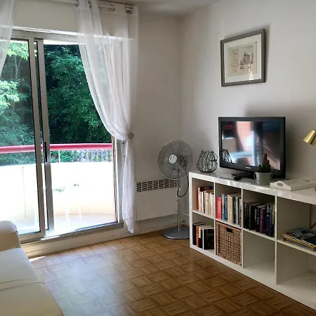 D'une Avec Balcon A * Arcachon