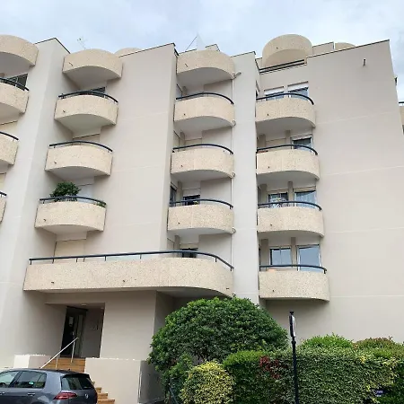 D'une Avec Balcon A Apartment Arcachon